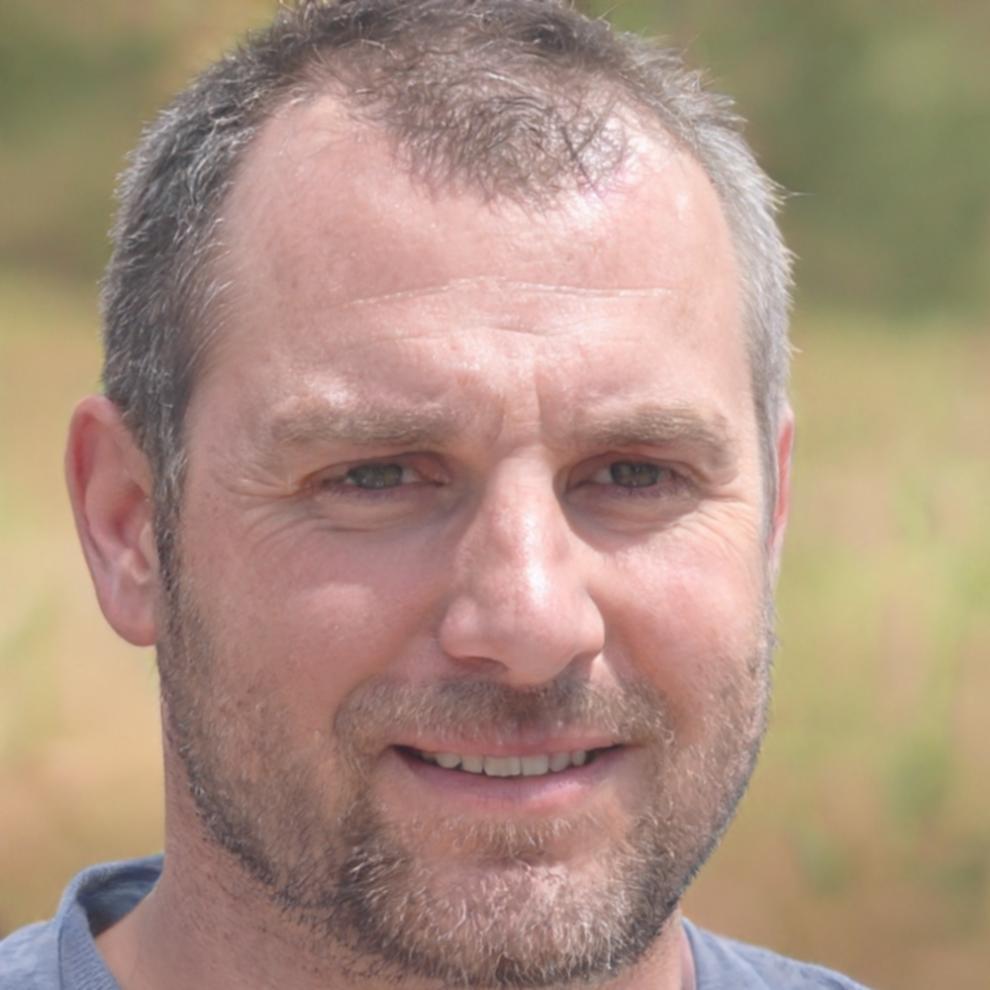 Raúl Mendoza, empresario en sector hostelería